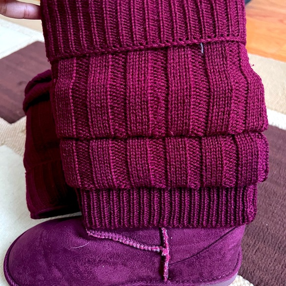 Winter Boots - Picture 2 of 4